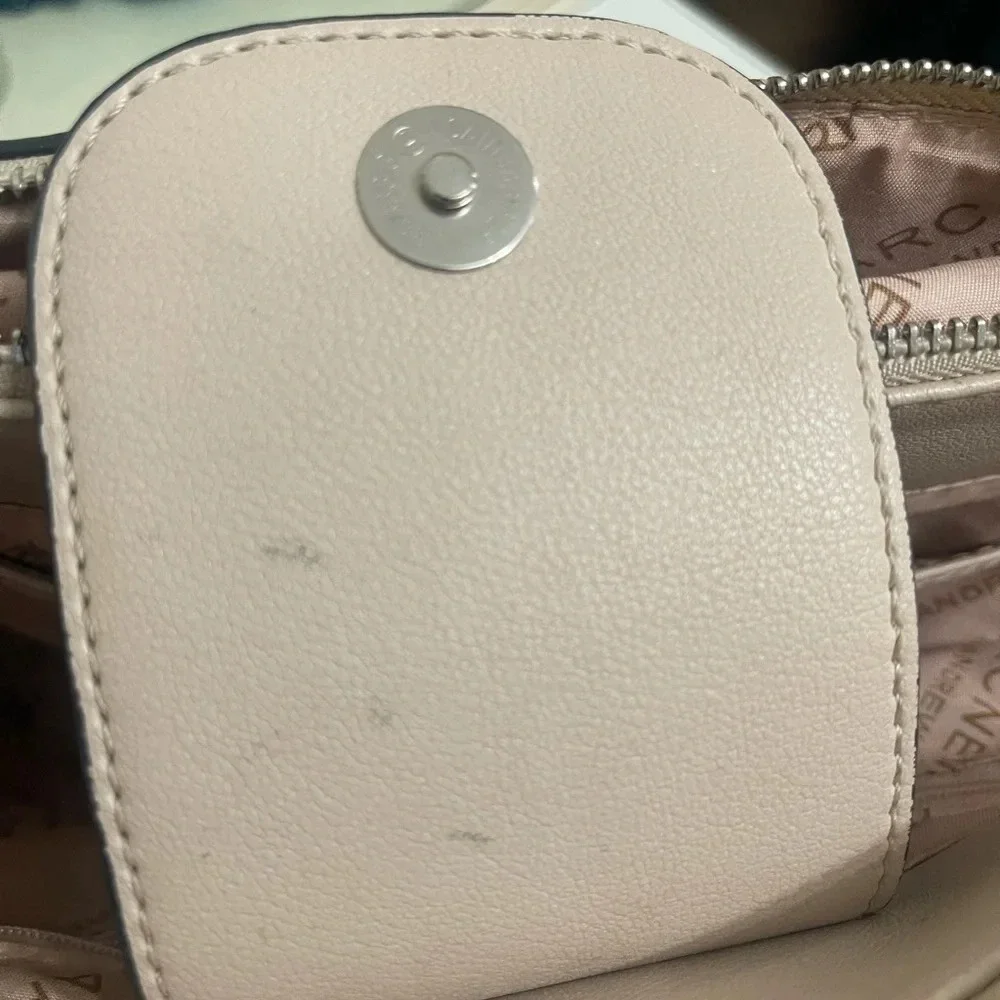 Marc New York Handbag 3 in 1 (handbag, crossbody and wristlet) - Picture 14 of 16